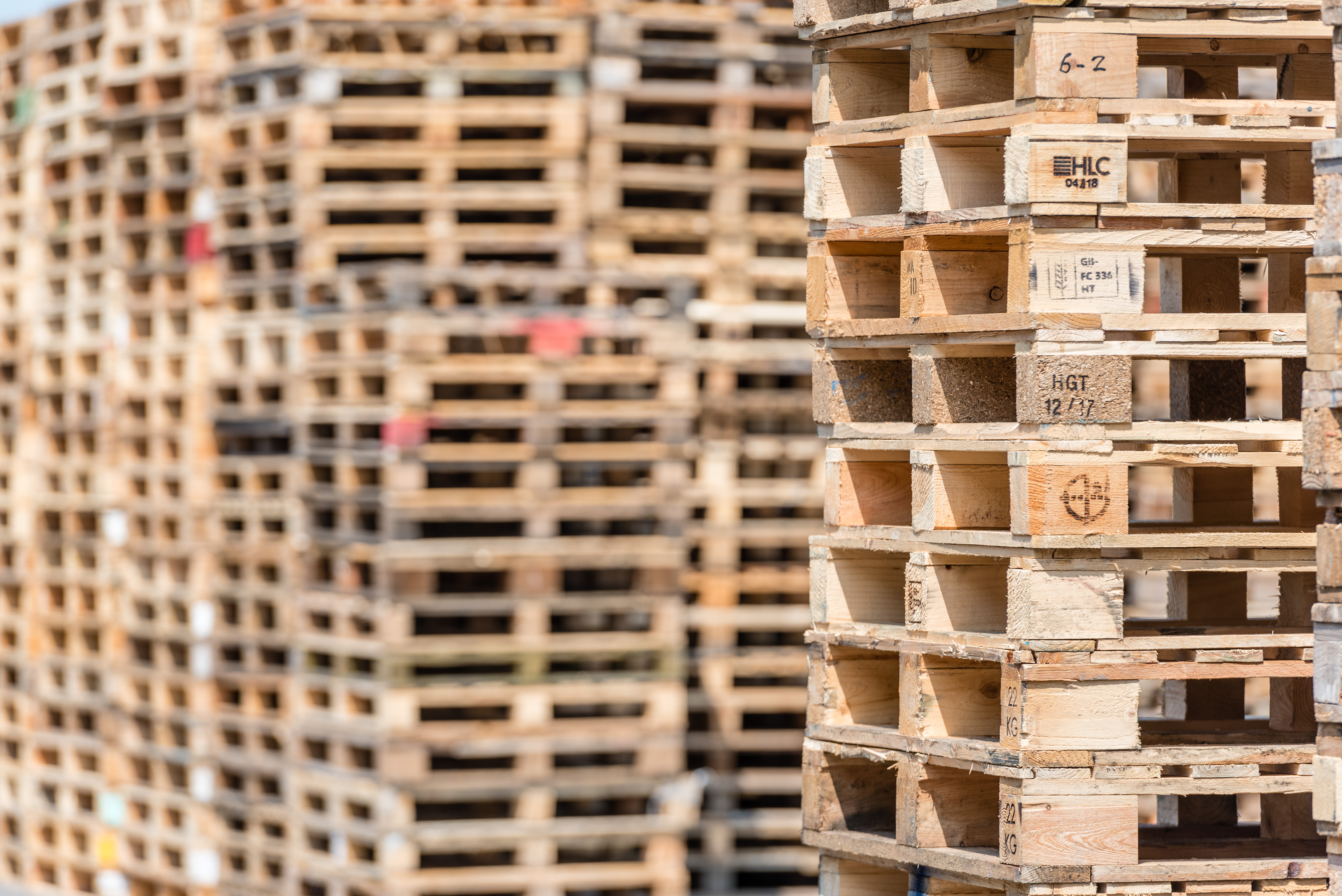 What is the Difference Between Grade 1, 2 and 3 Pallets?